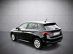 Skoda Fabia - photo 7