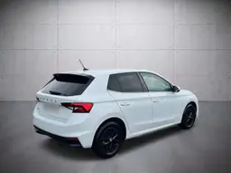 Skoda Fabia - photo 5