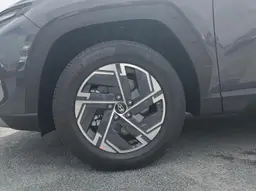 Hyundai Tucson - photo 9