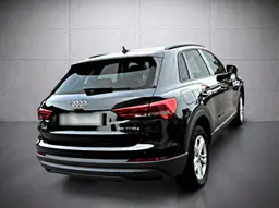 Audi Q3 - photo 5