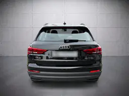 Audi Q3 - photo 6