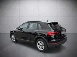 Audi Q3 - photo 7