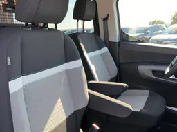 Citroen Berlingo - photo 28