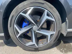 Volkswagen Passat - photo 9