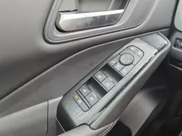 Nissan Qashqai - photo 15