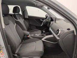 Audi Q2 - photo 9