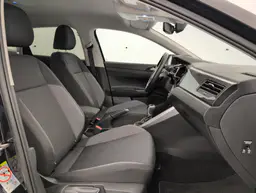 Volkswagen Taigo - photo 9
