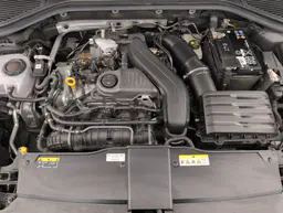 Volkswagen T-Roc - photo 21