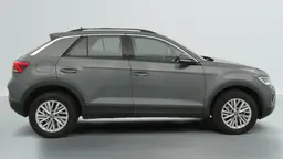 Volkswagen T-Roc - photo 8