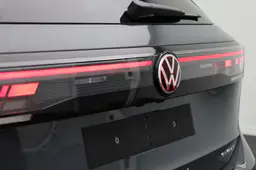 Volkswagen Tiguan - photo 12