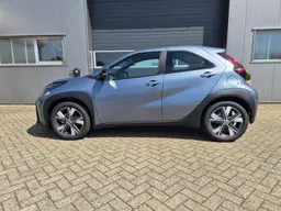 Toyota Aygo X - photo 2