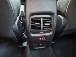 Ford Kuga - photo 28