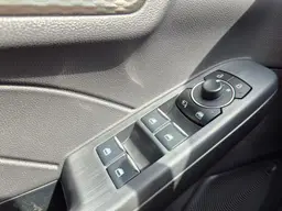 Ford Kuga - photo 16
