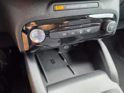 Ford Kuga - photo 29