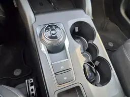Ford Kuga - photo 29