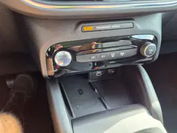 Ford Kuga - photo 28