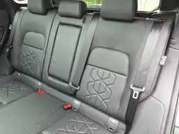 Nissan Qashqai - photo 14