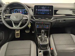 Volkswagen T-Roc - photo 12