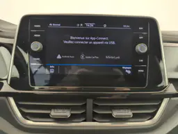 Volkswagen T-Roc - photo 18