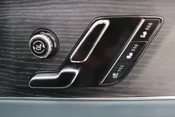 Cadillac Lyriq - photo 32