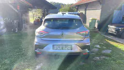 Renault Clio - photo 1