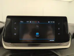 Peugeot 208 - photo 17