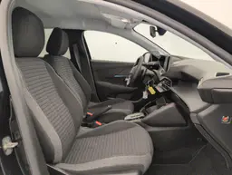 Peugeot 208 - photo 9