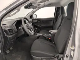 Isuzu D-Max - photo 12