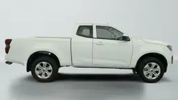 Isuzu D-Max - photo 8