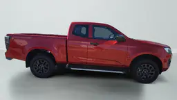 Isuzu D-Max - photo 8